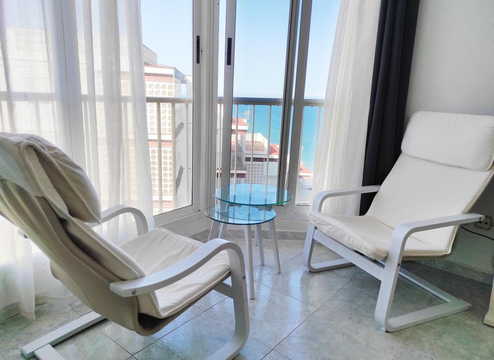 Terrace & Sea Views In Cullera Apartment